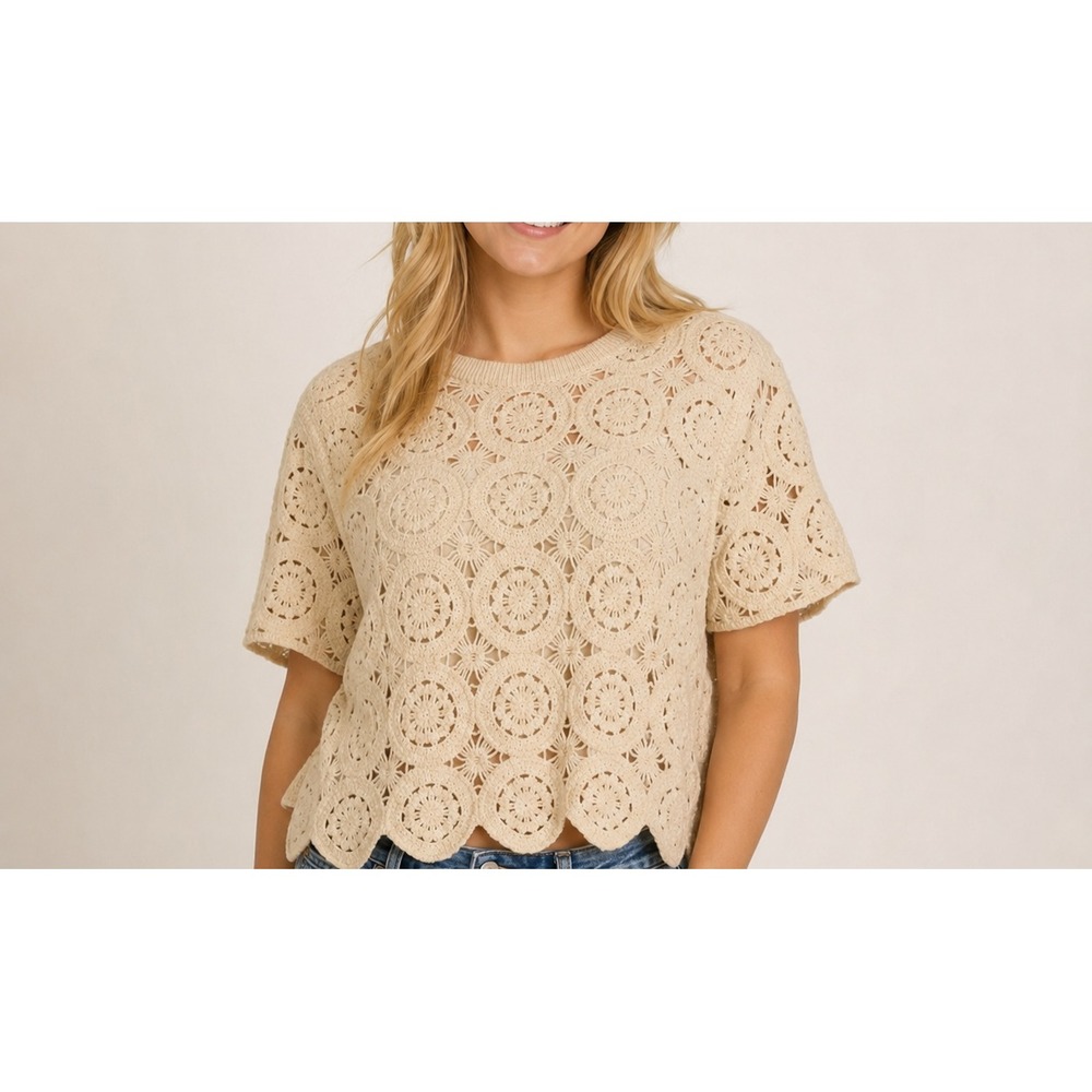 Abercrombie & Fitch Cream Crochet Cropped Sweater Top Scalloped Artsy‎ Chic Med.